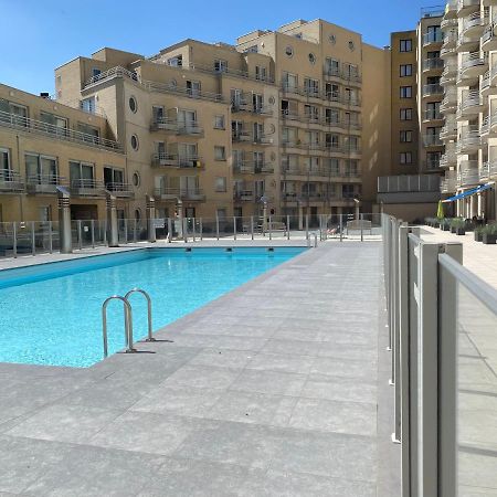 Deluxe Apartment With Shared Pool Остенде Екстер'єр фото